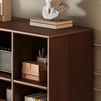 Bibliothèque modulaire autoportante en bois naturel brun