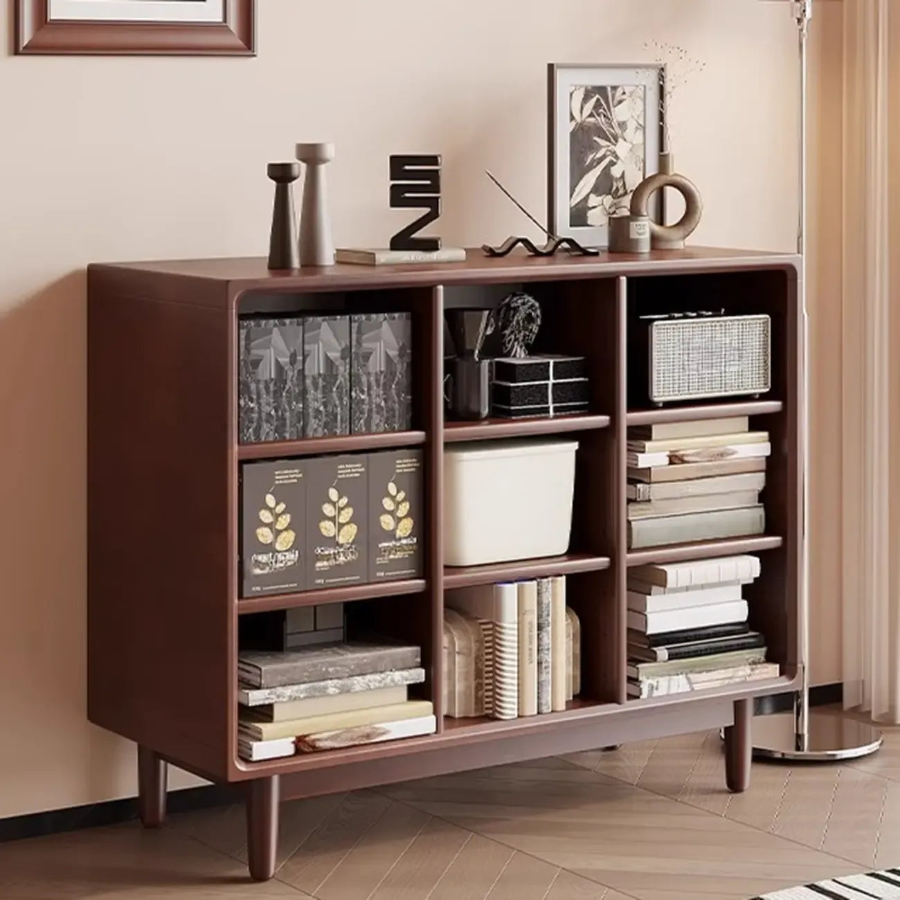 Bibliothèque sur pied en chêne massif de style moderne du milieu du siècle, à dos fermé