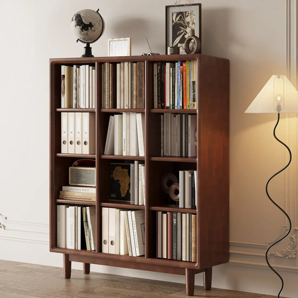 Bibliothèque sur pied en chêne massif de style moderne du milieu du siècle, à dos fermé