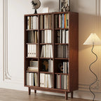 Bibliothèque sur pied en chêne massif de style moderne du milieu du siècle, à dos fermé