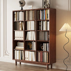 Bibliothèque sur pied en chêne massif de style moderne du milieu du siècle, à dos fermé
