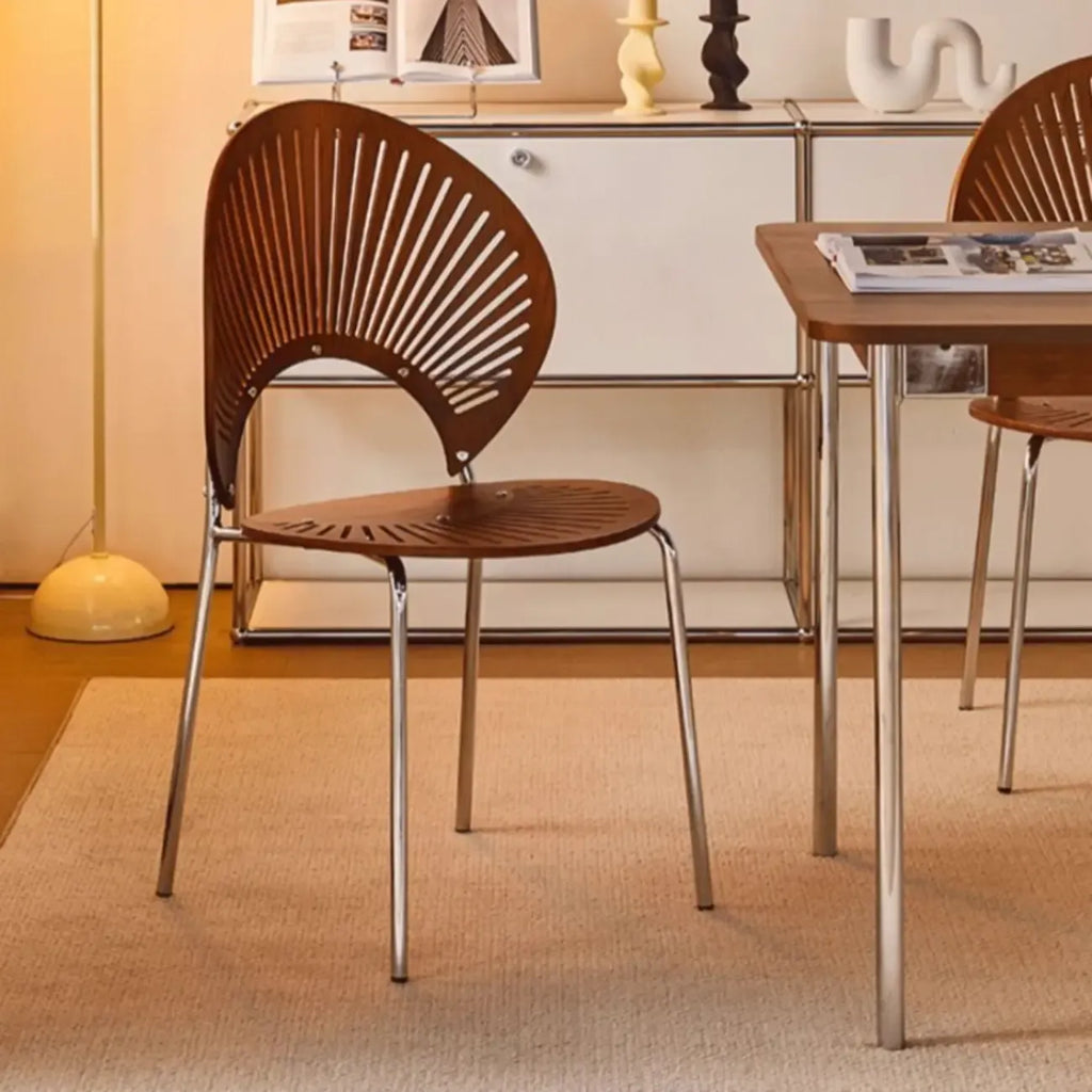 Chaise à coque ventilée de style moderne du milieu du siècle