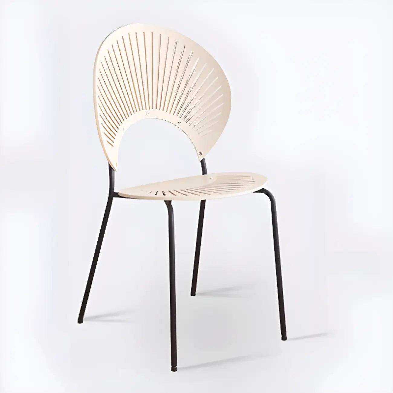 Chaise à coque ventilée de style moderne du milieu du siècle