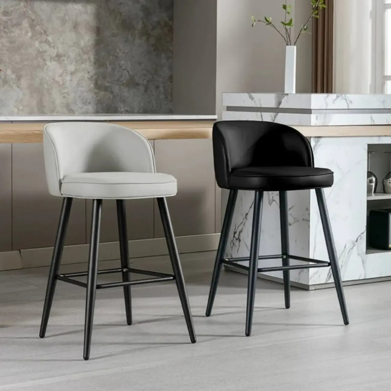 Tabourets de bar glamour en cuir, hauteur comptoir