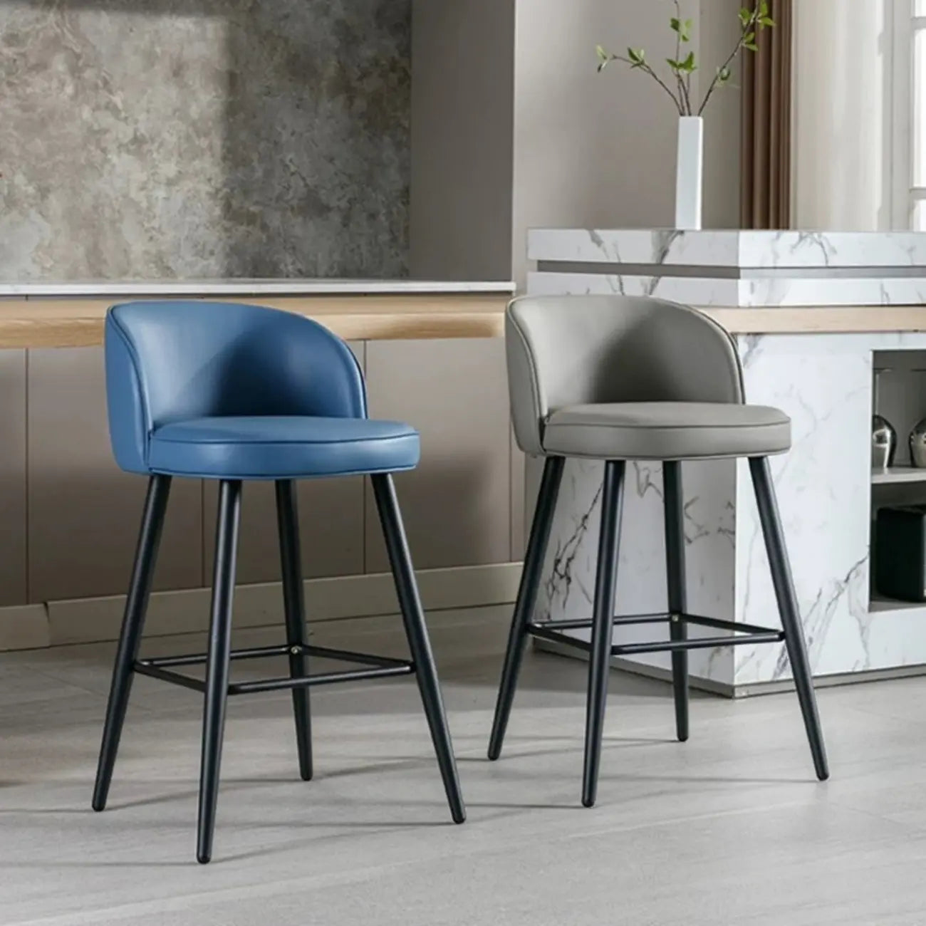 Tabourets de bar glamour en cuir, hauteur comptoir