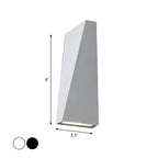 Applique murale extérieure triangulaire moderne en métal noir avec éclairage LED haut/bas