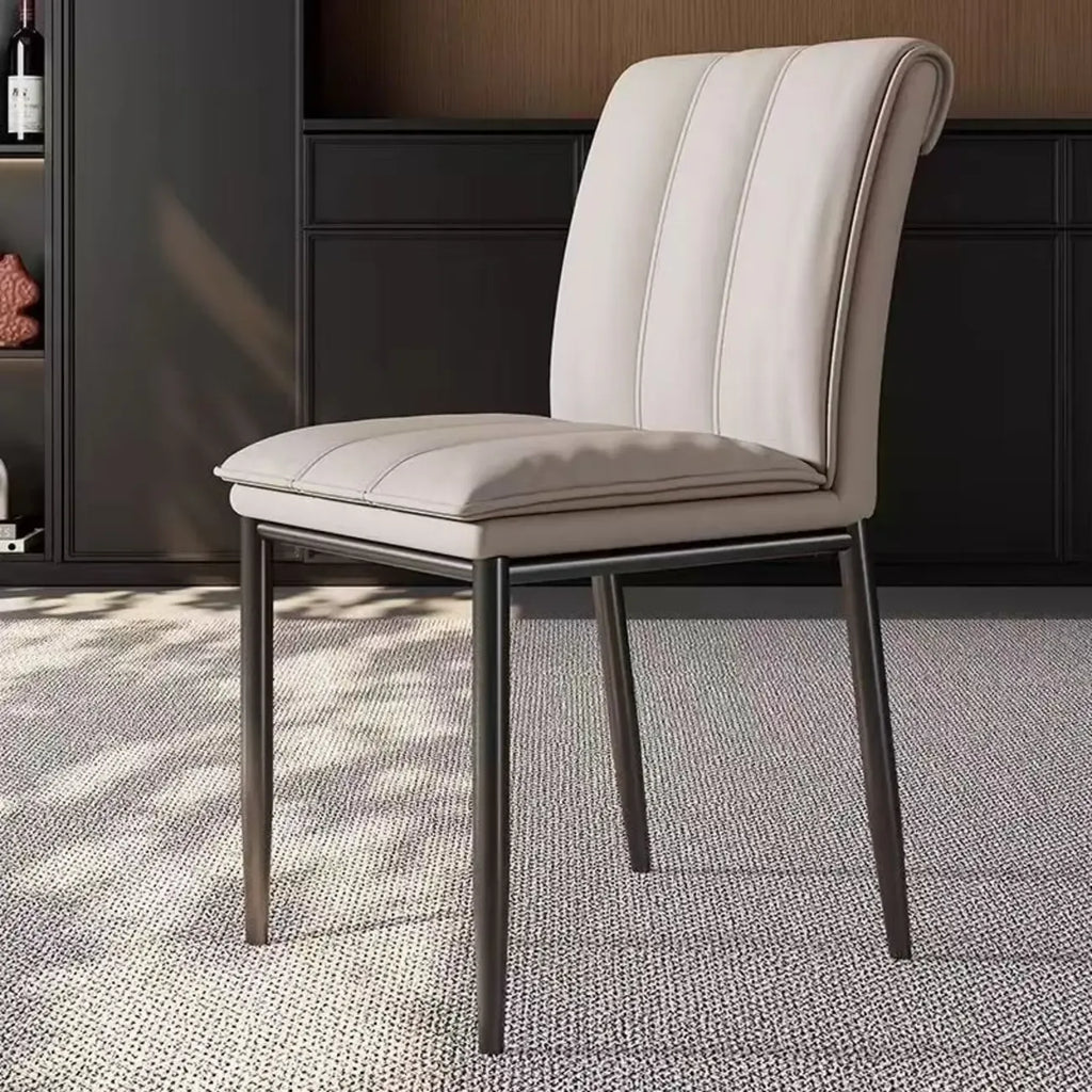 Chaises de salle à manger rembourrées à dossier bas avec capitonnage vertical