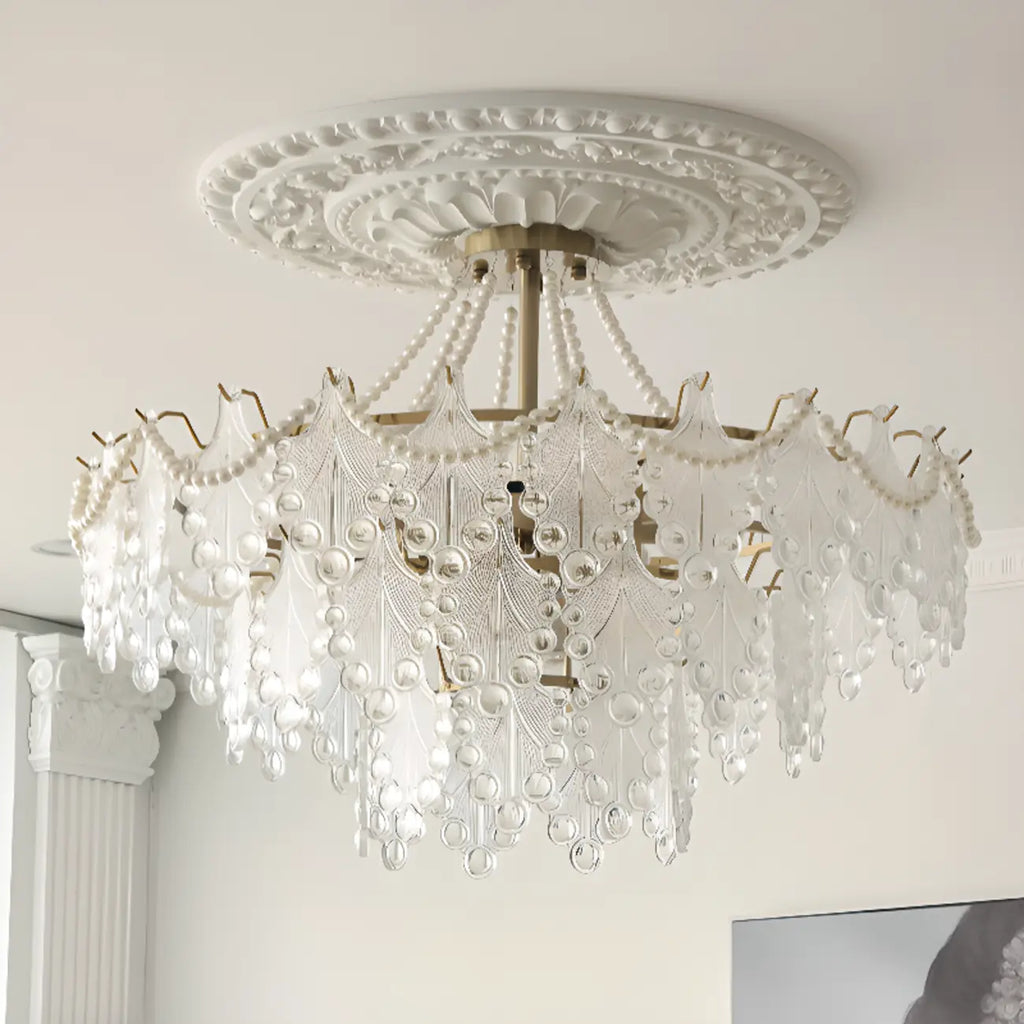 Lustre en perles de cristal doré au design élégant