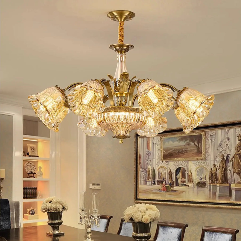 Lustre moderne linéaire en cristal et verre doré à motif floral