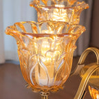 Lustre moderne linéaire en cristal et verre doré à motif floral