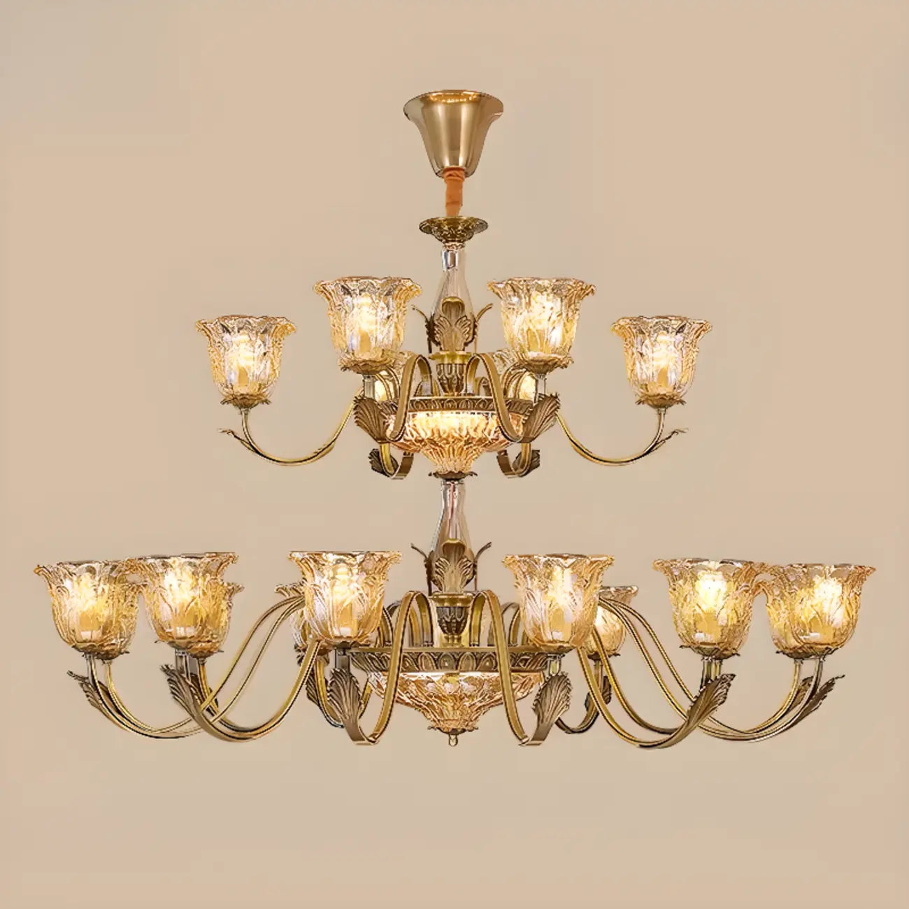 Lustre moderne linéaire en cristal et verre doré à motif floral