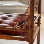 Fauteuil de salon moderne du milieu du siècle en cuir de selle