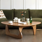 Table basse triangulaire moderne en bois au design abstrait
