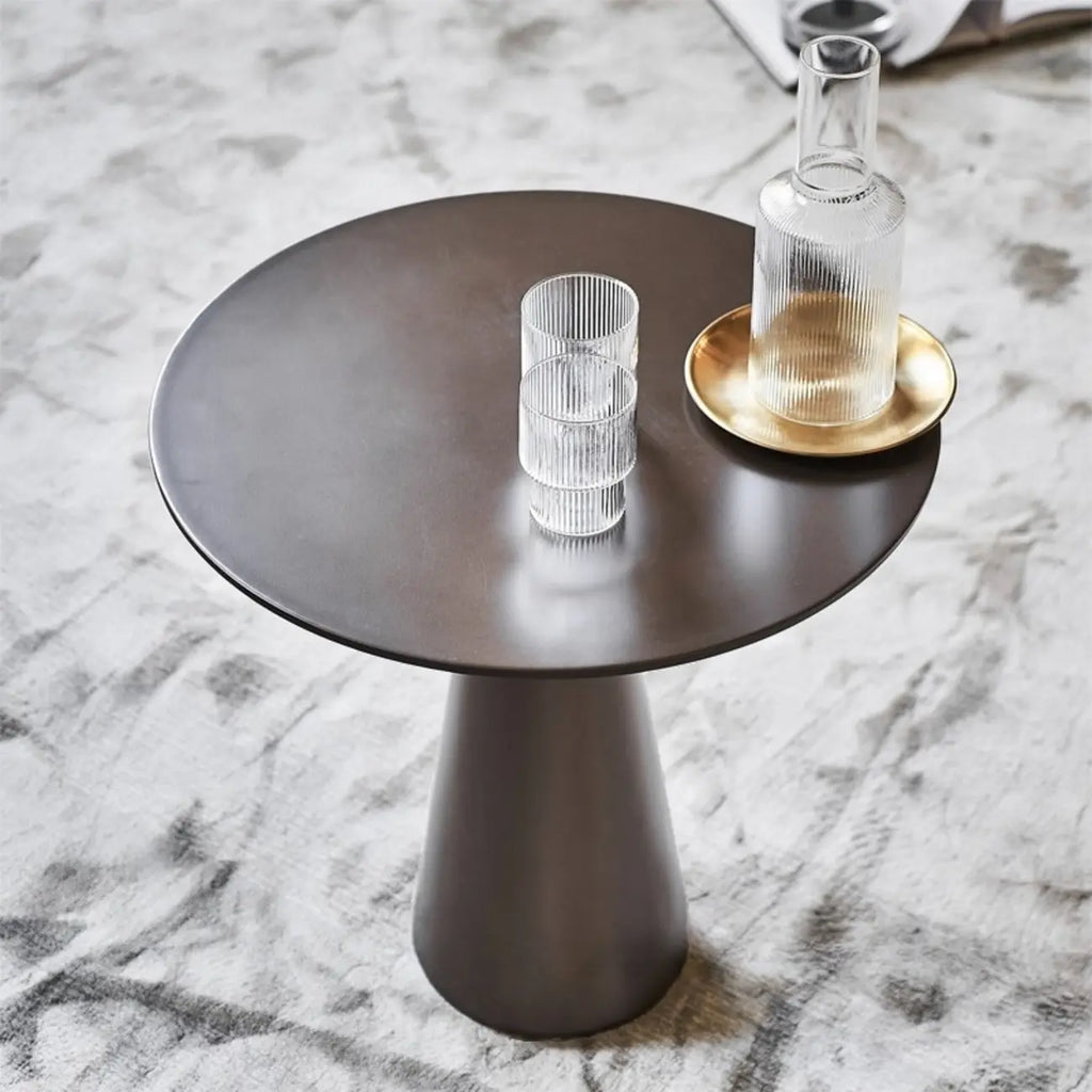 Table d'appoint moderne ronde en métal marron avec pied central