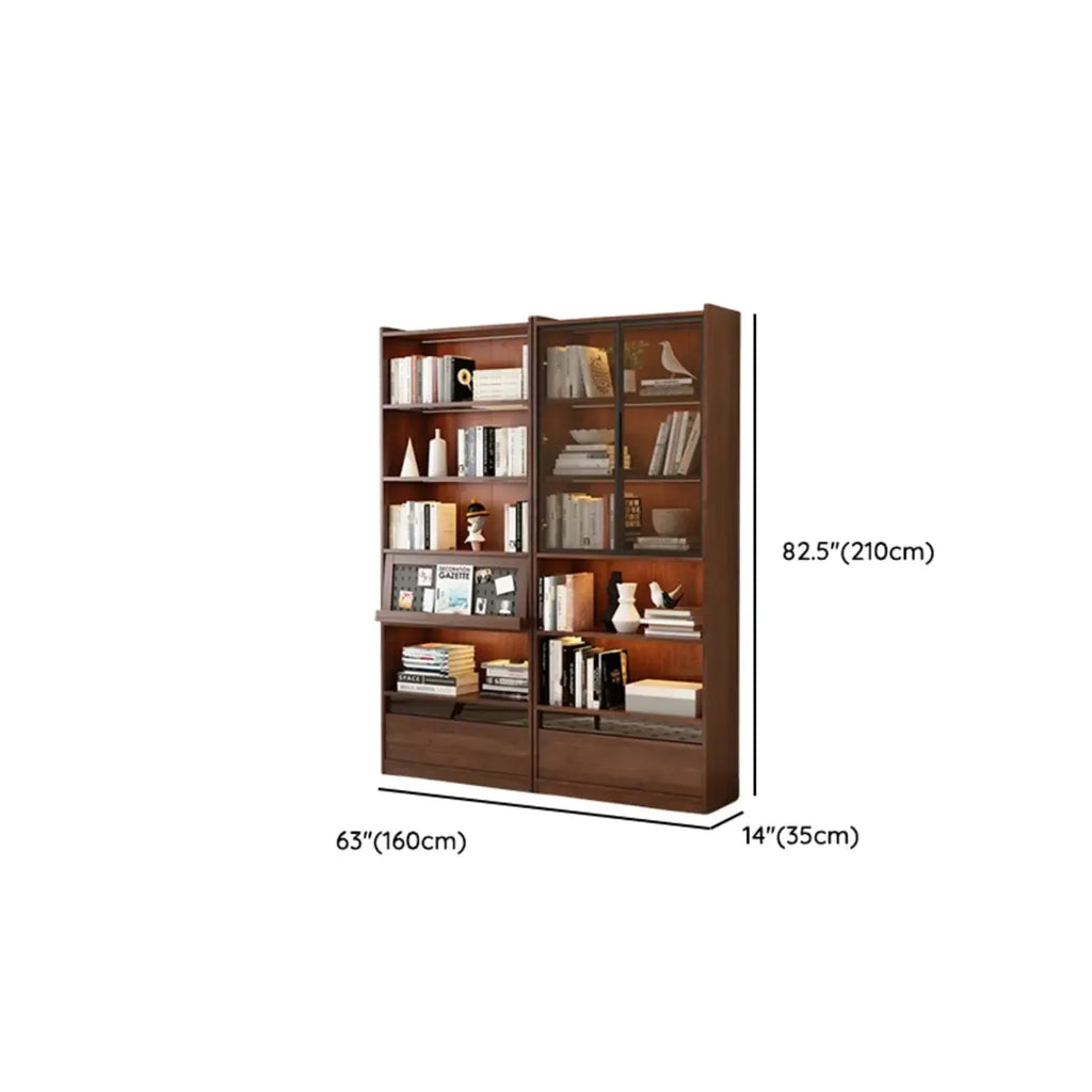 Bibliothèque verticale haute en bois brun de style milieu du siècle avec tiroirs