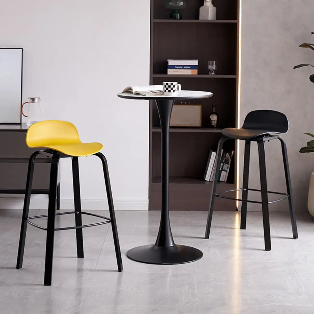 Tabourets de bar modernes en plastique sans accoudoirs, hauteur bar