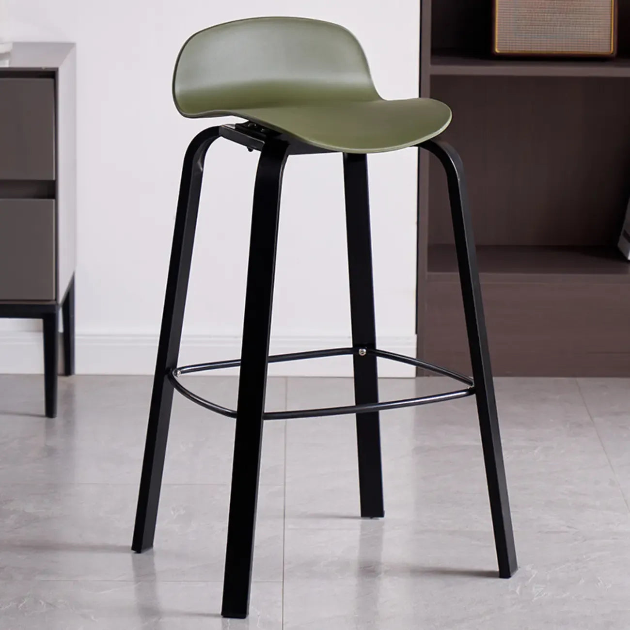 Tabourets de bar modernes en plastique sans accoudoirs, hauteur bar
