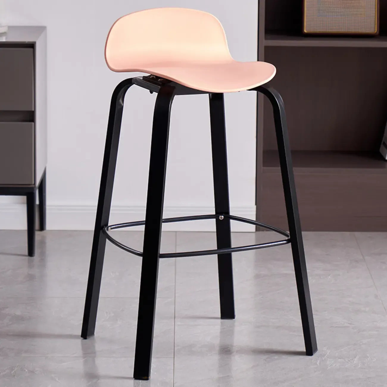 Tabourets de bar modernes en plastique sans accoudoirs, hauteur bar