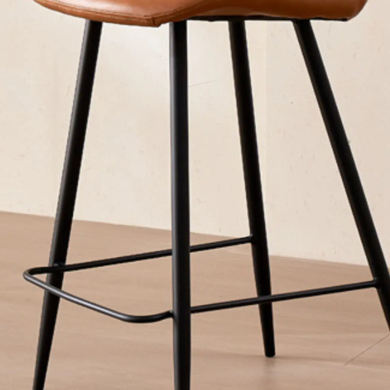 Tabourets de bar baquets en cuir de style moderne du milieu du siècle avec dossier bas