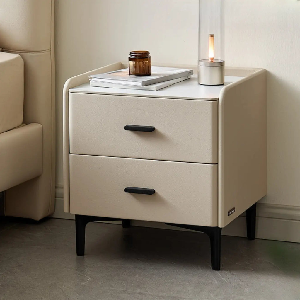 Table de chevet élégante et moderne avec plateau en pierre et similicuir