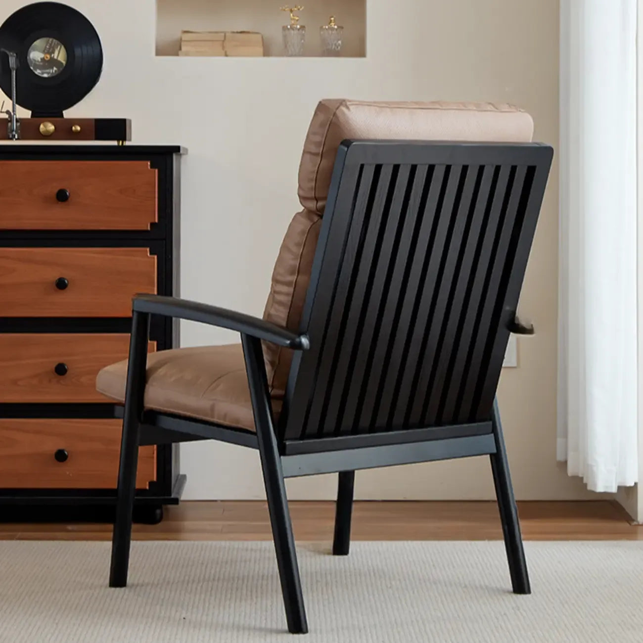 Fauteuil contemporain en cuir véritable marron rembourré
