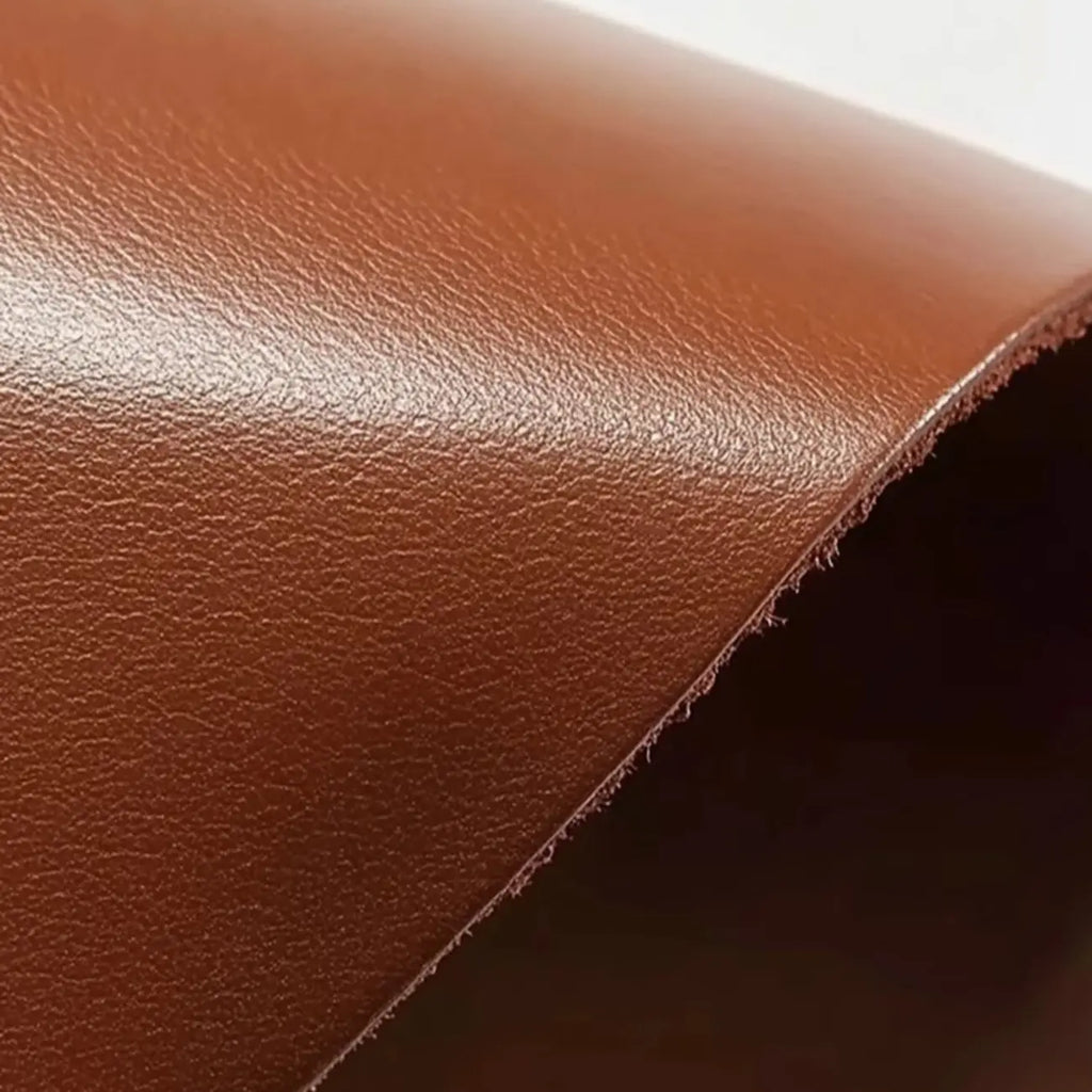 Fauteuil de salon moderne en cuir véritable du milieu du siècle