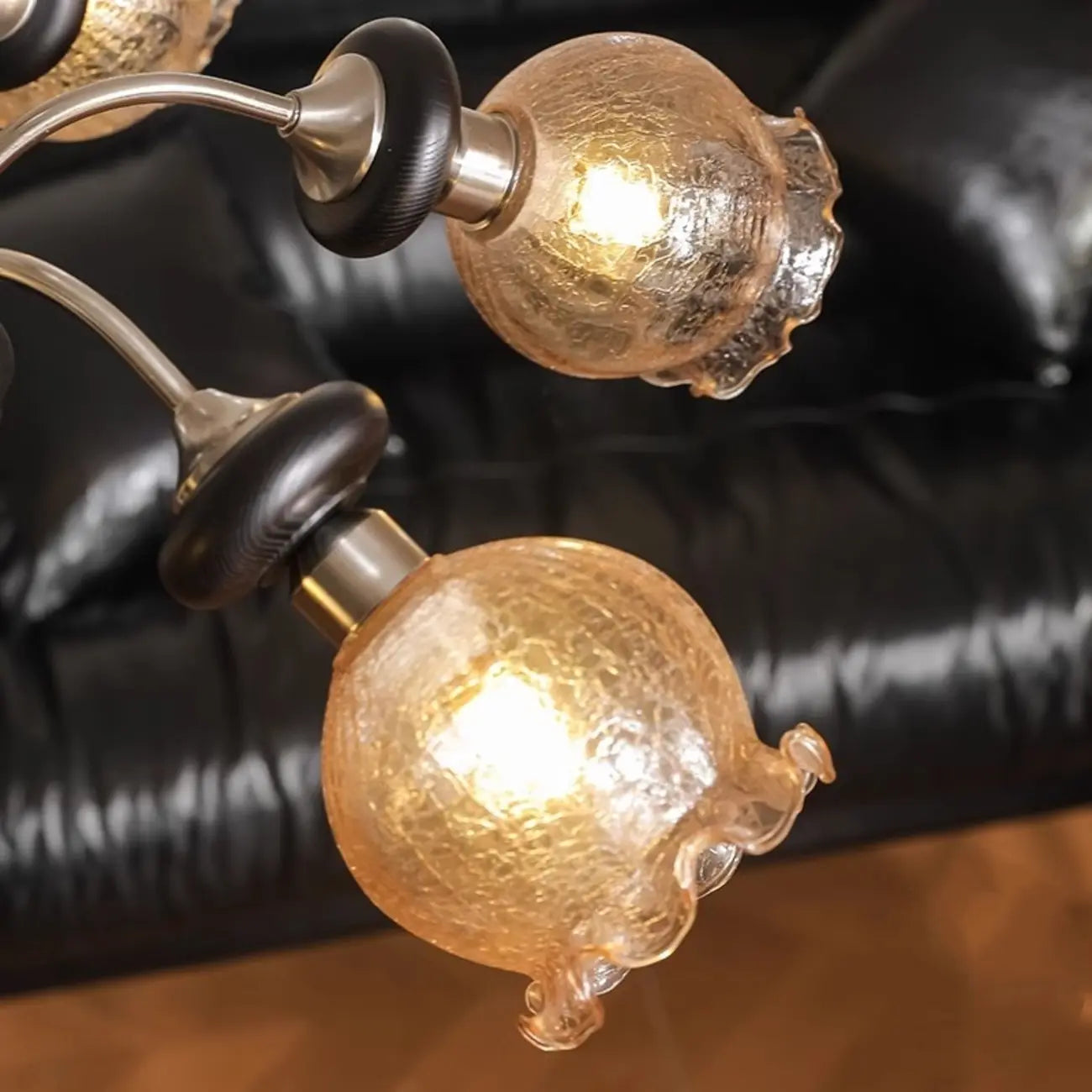Lustre moderne en verre cristal noir avec globe