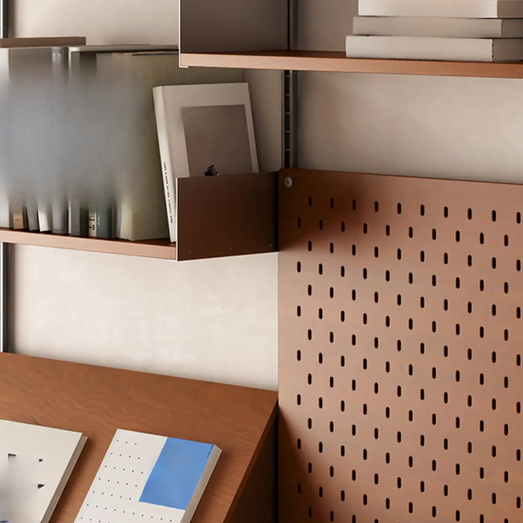 Sistema modulare di mensole a parete Mid-Century Modern, libreria in noce con pannello forato