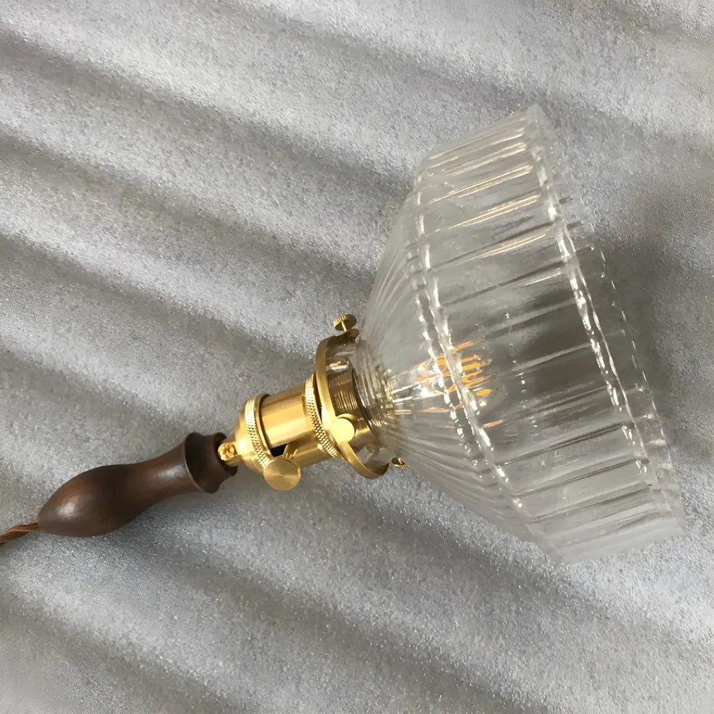 Suspension industrielle en verre transparent pour cuisine