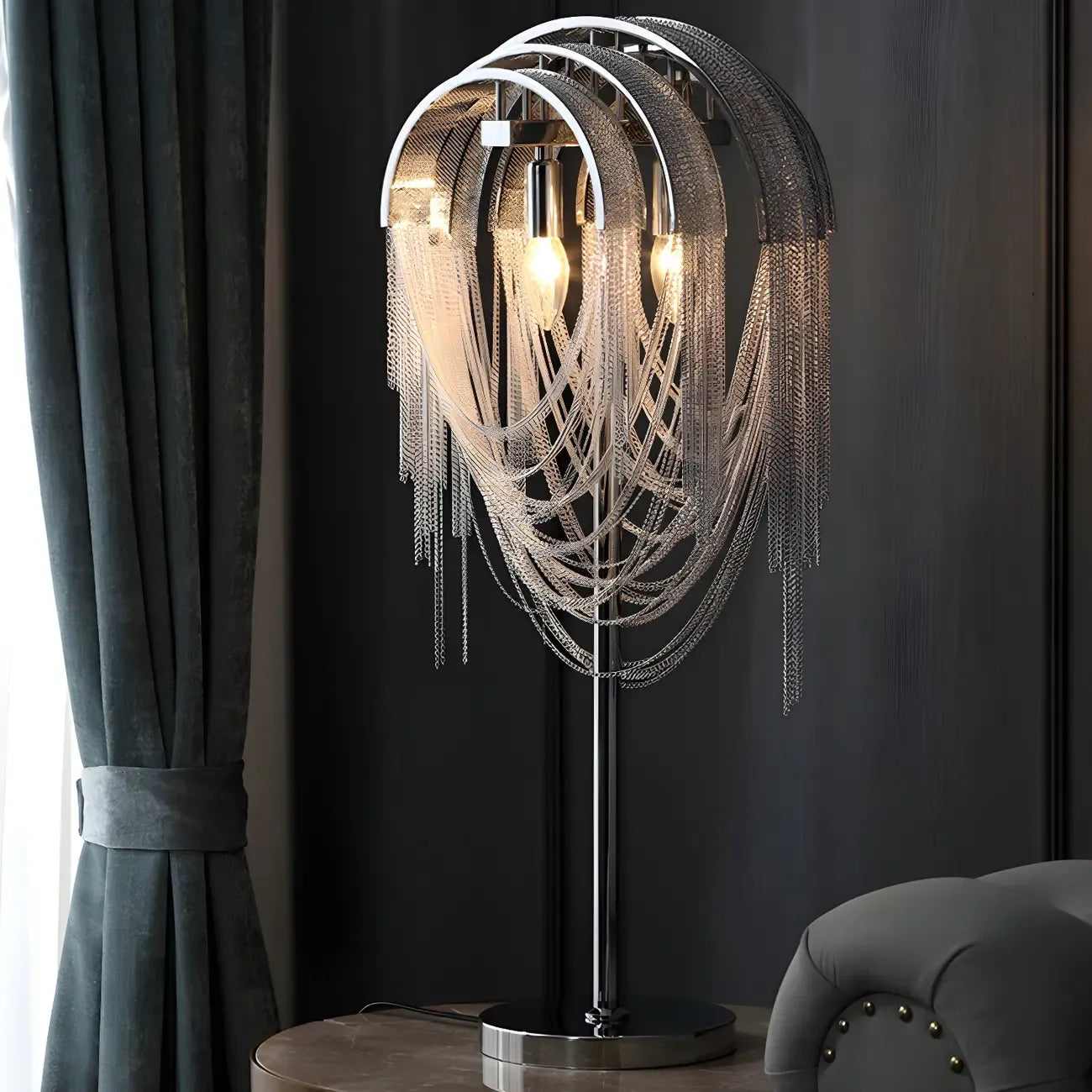 Lampe de table décorative contemporaine à chaîne argentée