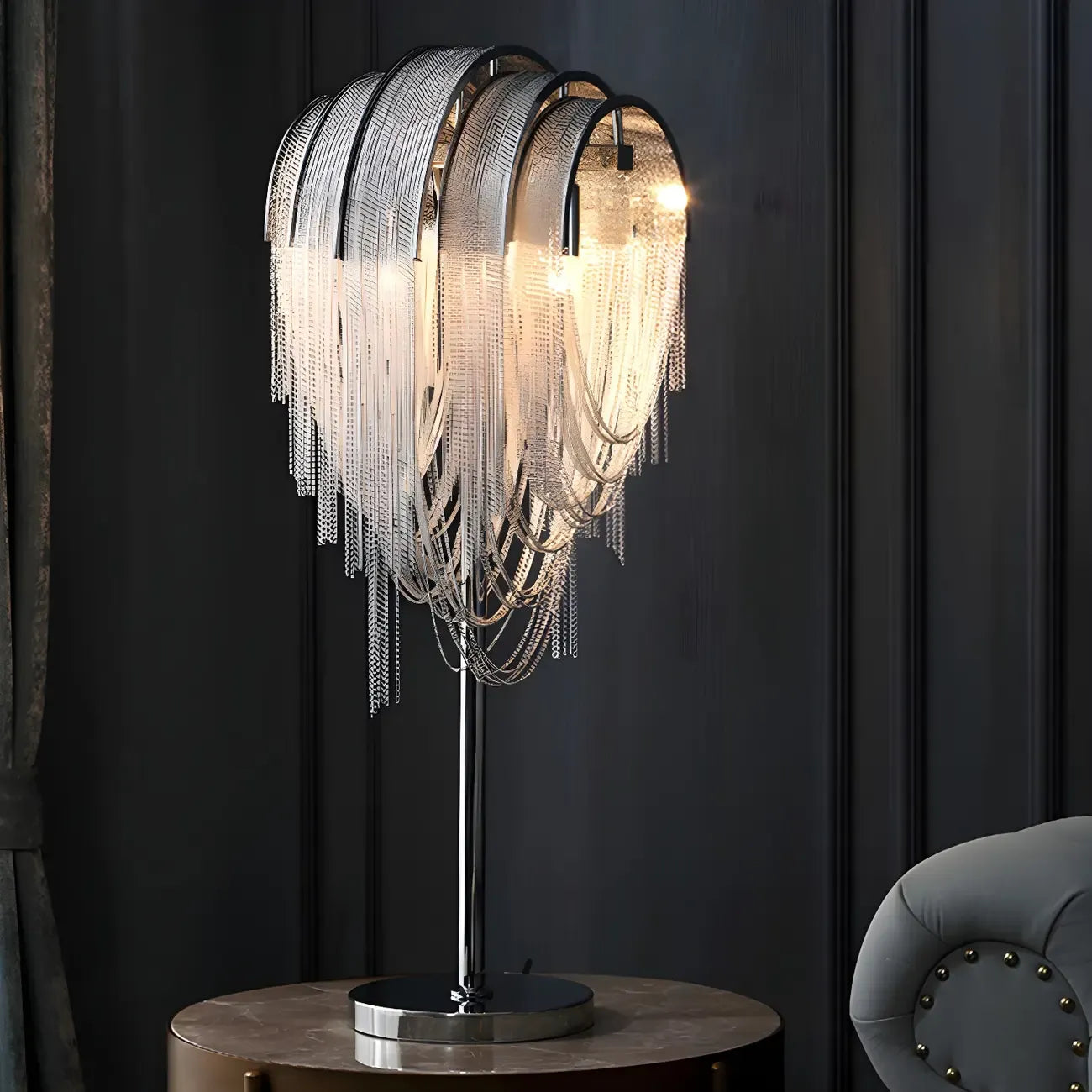 Lampe de table décorative contemporaine à chaîne argentée
