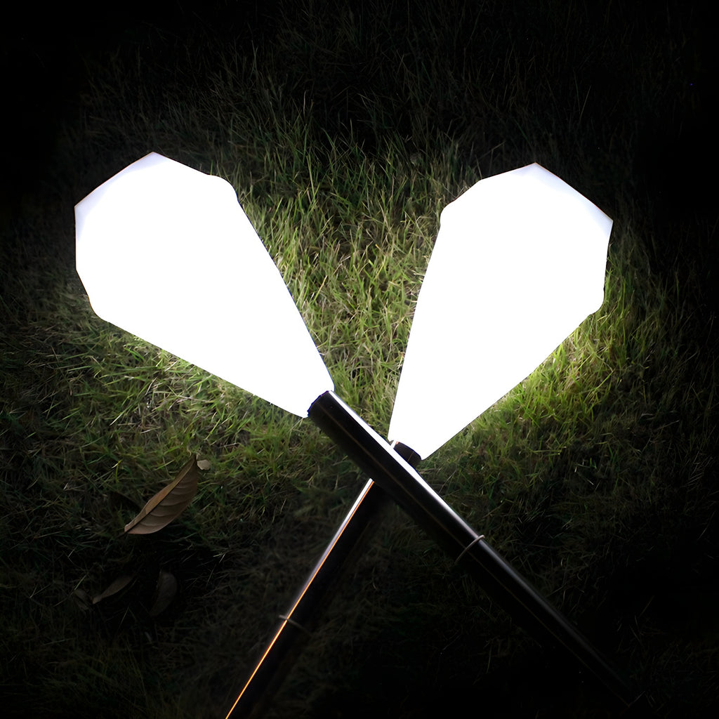 Élégantes lampes solaires LED blanches en forme de diamant pour allées de jardin