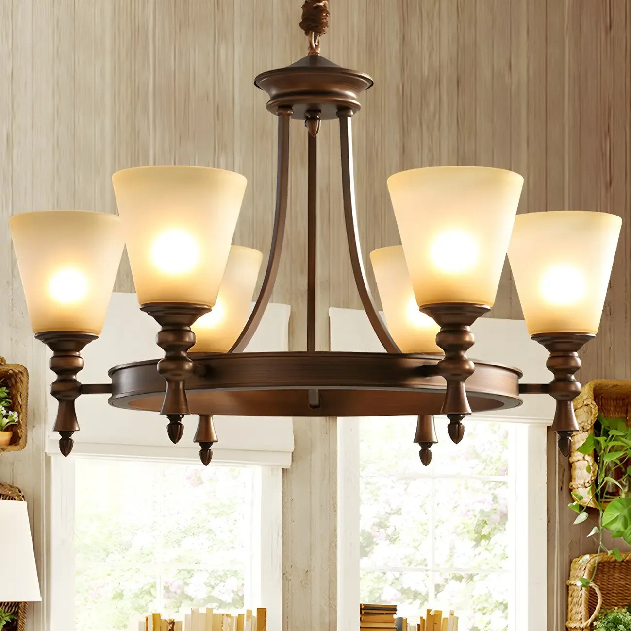Lustre classique avec abat-jour givré beige café
