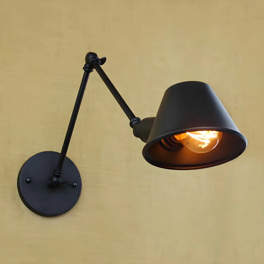 Applique da parete a LED industriale nera orientabile con braccio oscillante