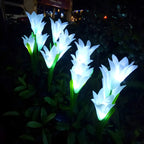 Éclairage solaire décoratif pour jardin avec lys artificiels