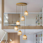 Suspension cylindrique en cristal à spirale pour cage d'escalier contemporaine
