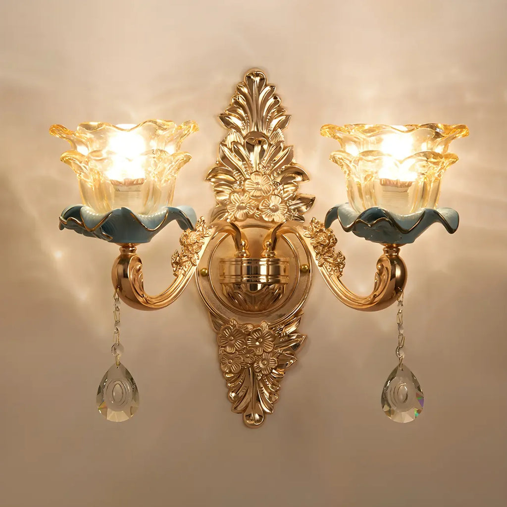 Applique murale dorée glamour avec cristal pour la décoration de chevet
