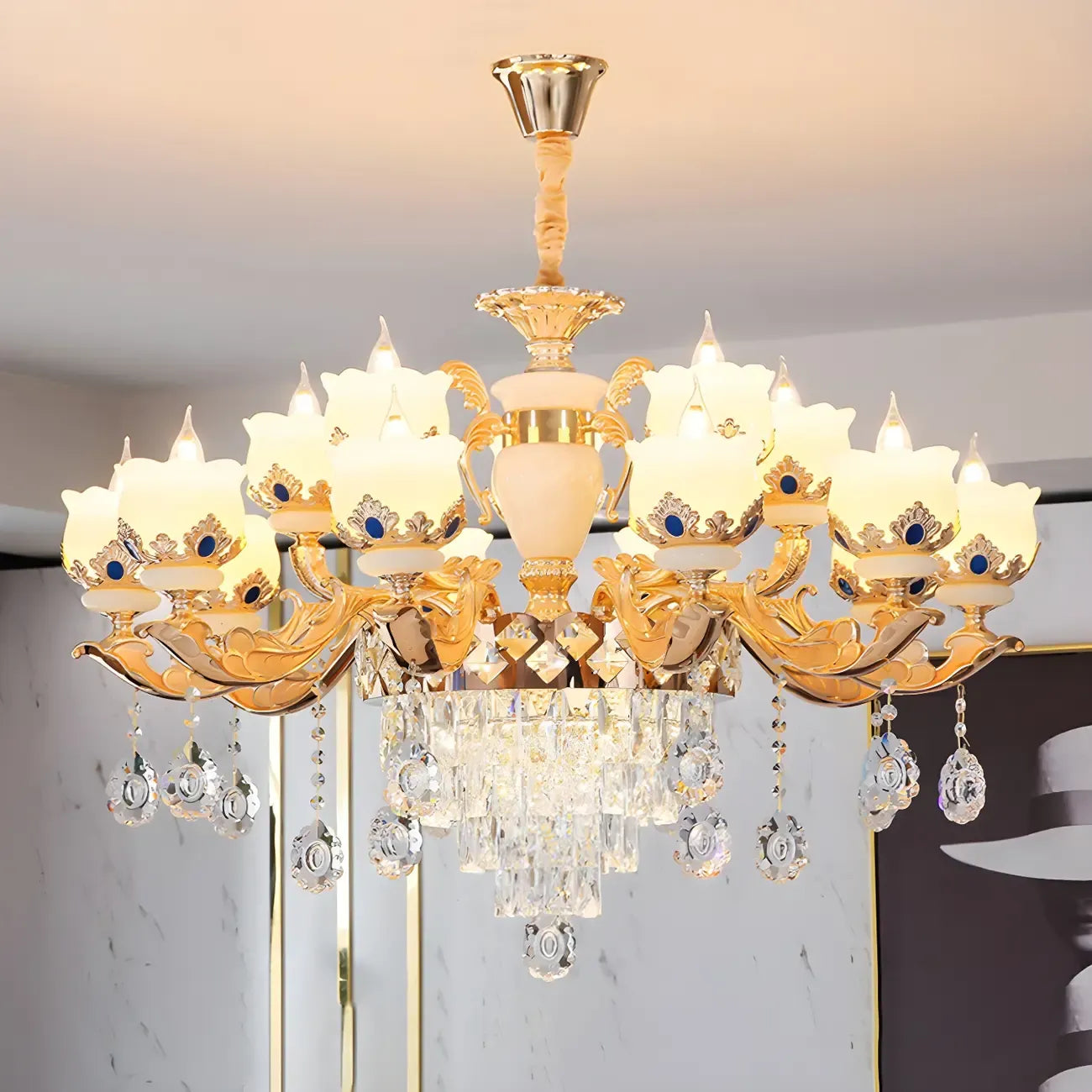 Lustre classique en cristal doré avec perles