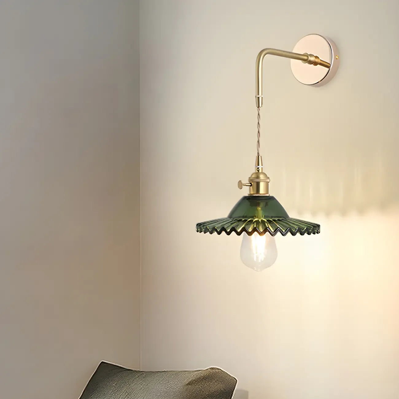 Applique da parete industriale a LED in vetro dorato da 9 pollici per soggiorni