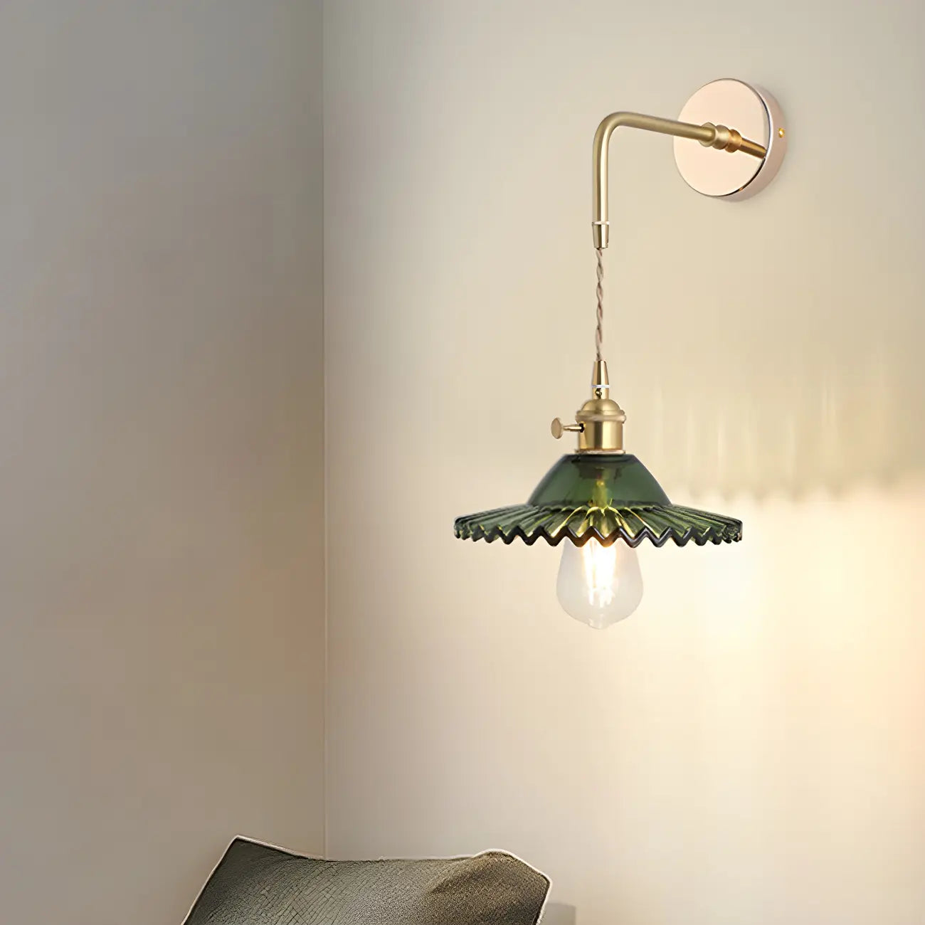 Applique da parete industriale a LED in vetro dorato da 9 pollici per soggiorni