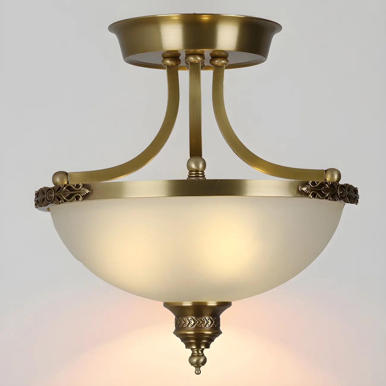 Lustre moderne en forme de bol en verre doré