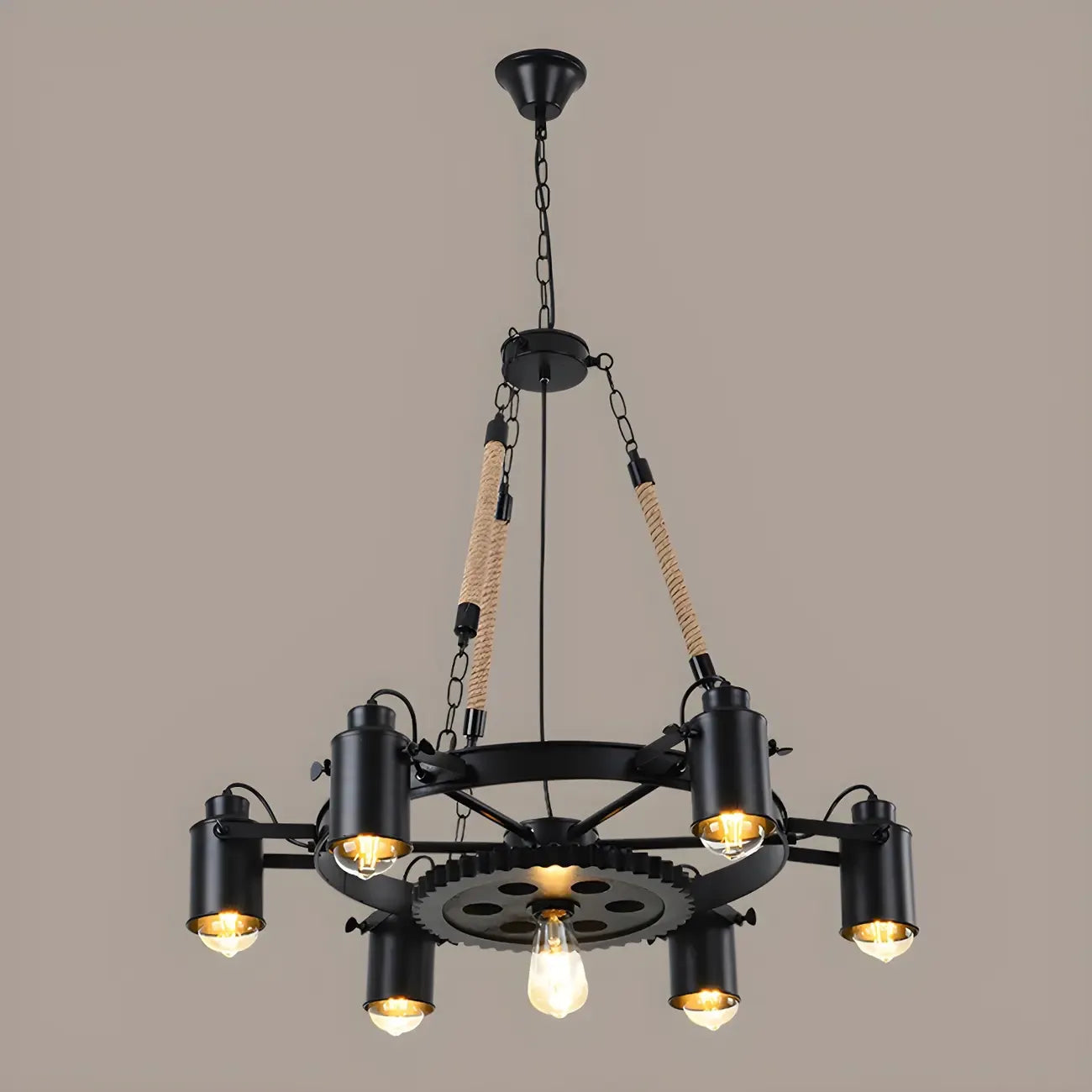 Lustre industriel à chaîne en fer noir en forme d'engrenage