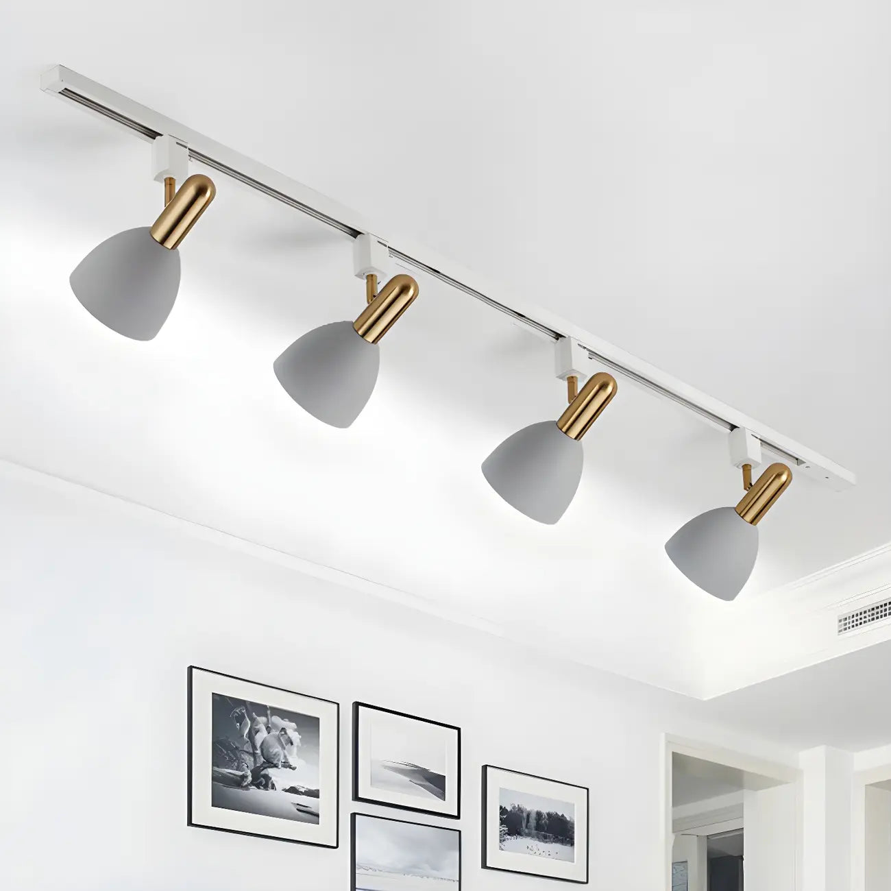 Faretto da binario a 4 luci moderno, con cupola in metallo e LED scorrevoli