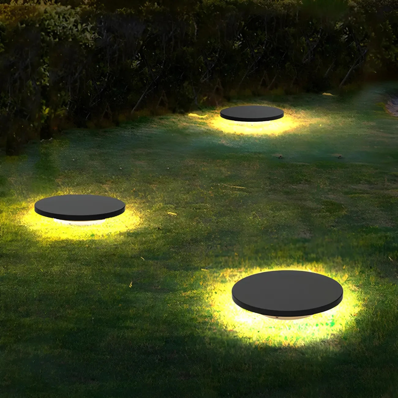 Disque métallique gris mat pour éclairage solaire paysager