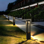 Éclairage paysager moderne cubique en métal à LED