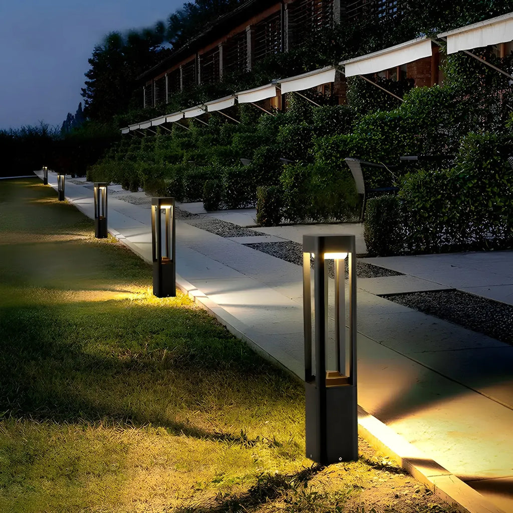 Éclairage paysager moderne cubique en métal à LED