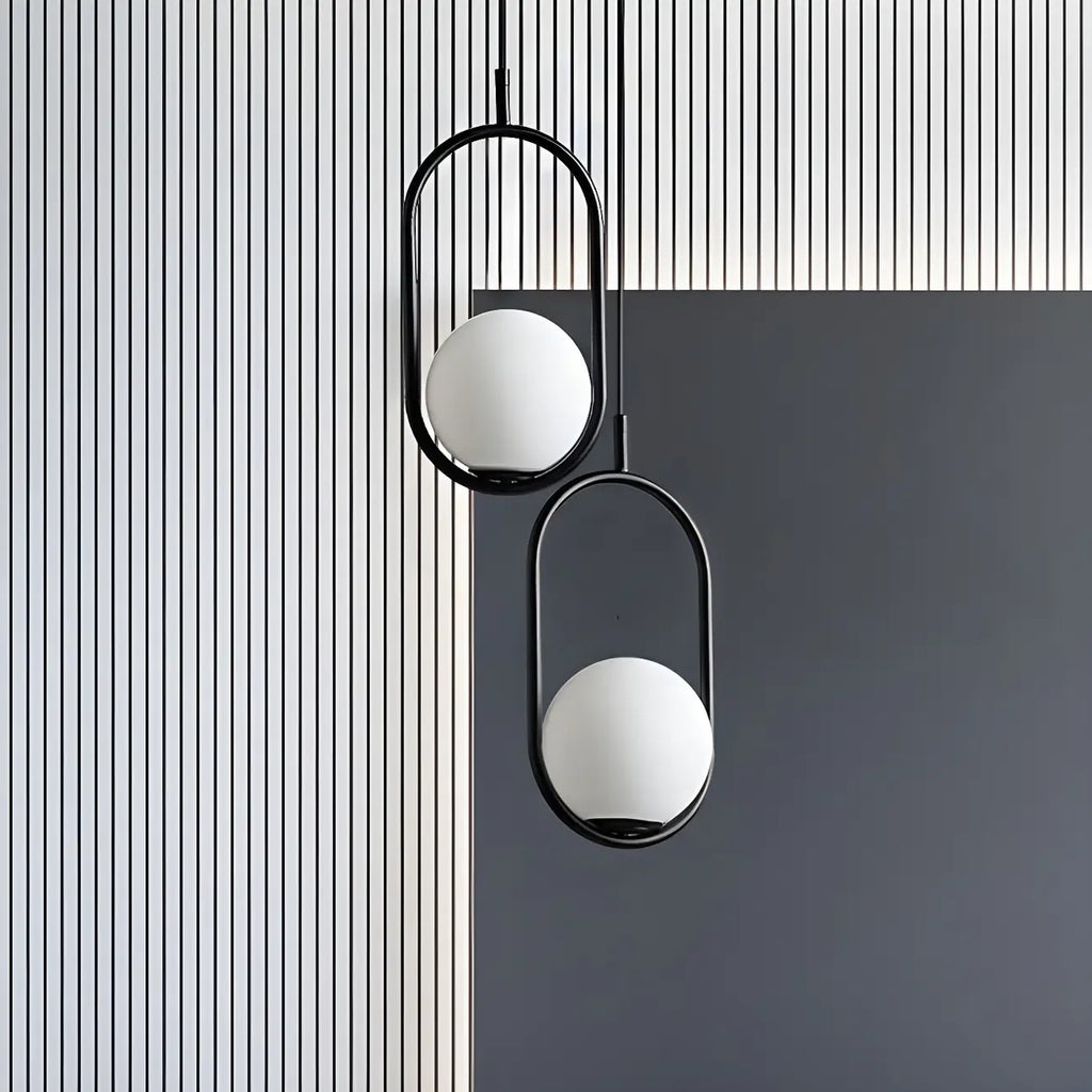 Suspension élégante Globe noire et dorée pour chambre à coucher
