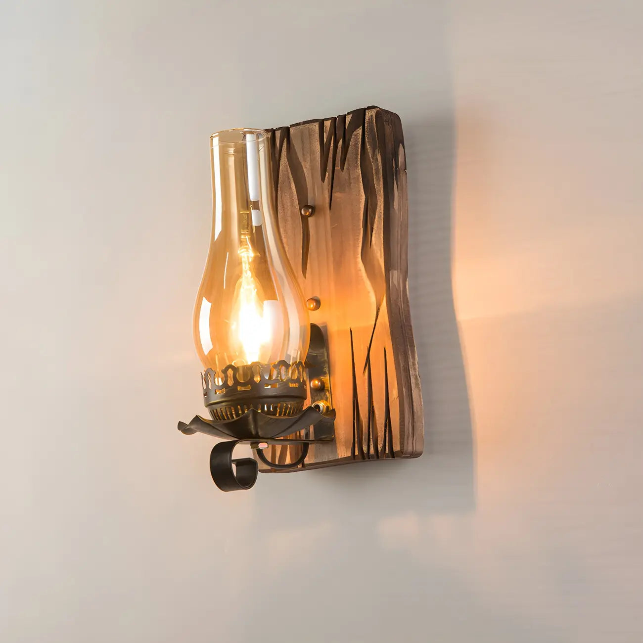 Applique murale LED style lanterne industrielle vintage avec accent en bois