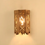 Applique murale LED style lanterne industrielle vintage avec accent en bois