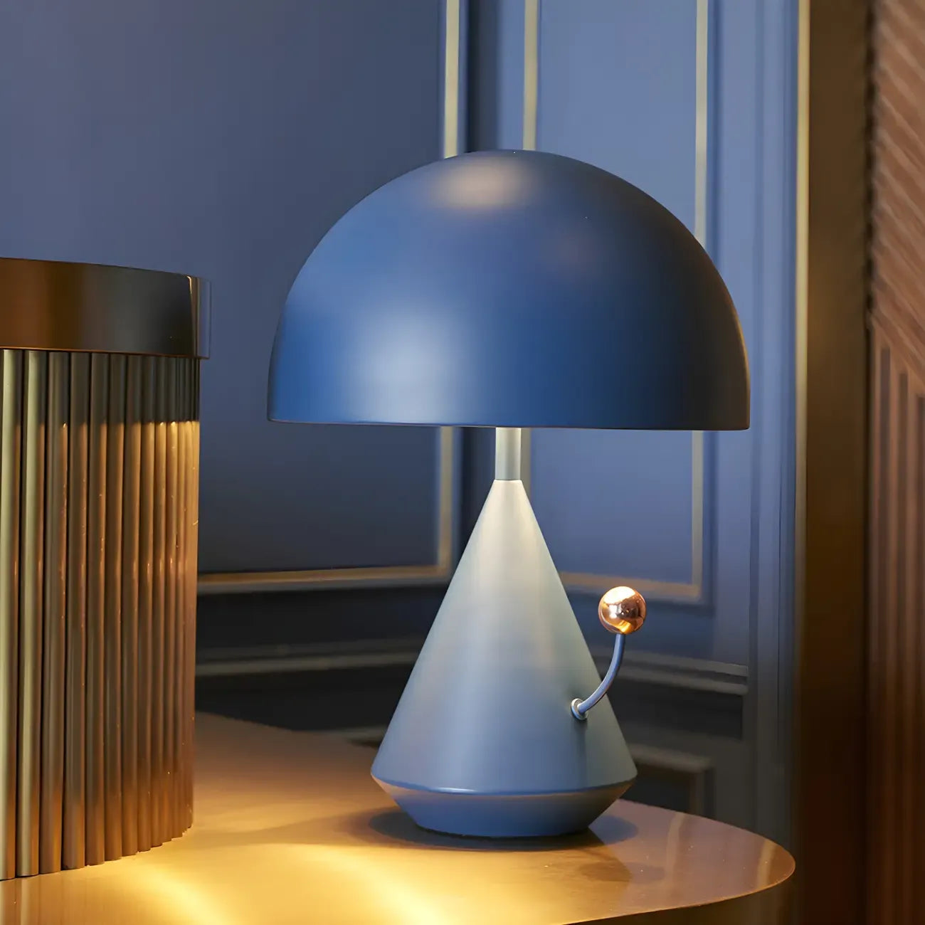 Lampe de table LED en métal en forme de champignon Art Déco